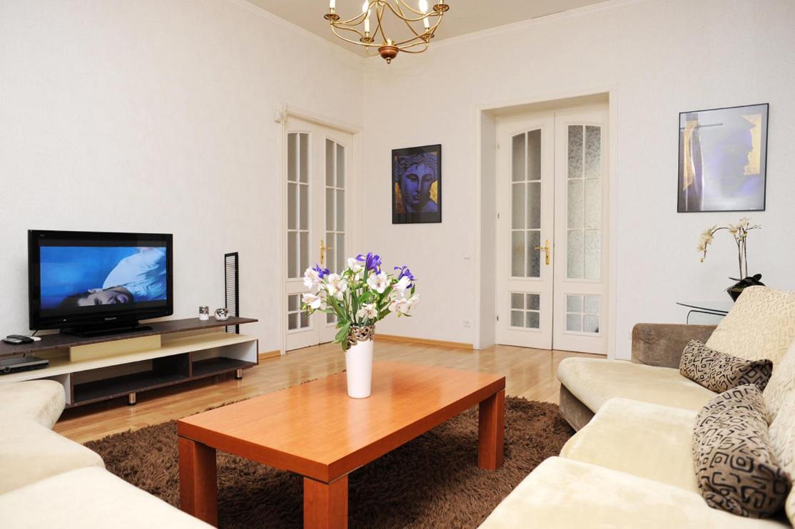 Premium Rent In Kiev Centre - Kiev Apartment Екстериор снимка