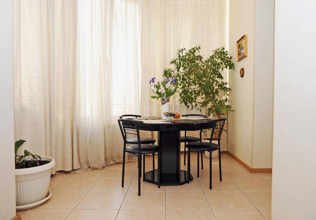 Premium Rent In Kiev Centre - Kiev Apartment Екстериор снимка