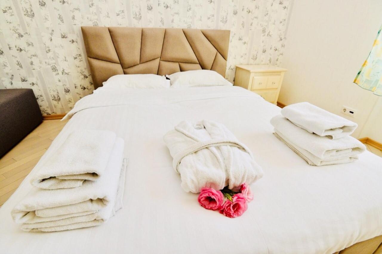 Premium Rent In Kiev Centre - Kiev Apartment Екстериор снимка