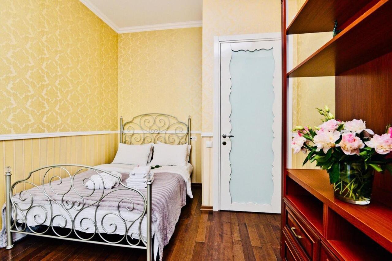 Premium Rent In Kiev Centre - Kiev Apartment Екстериор снимка