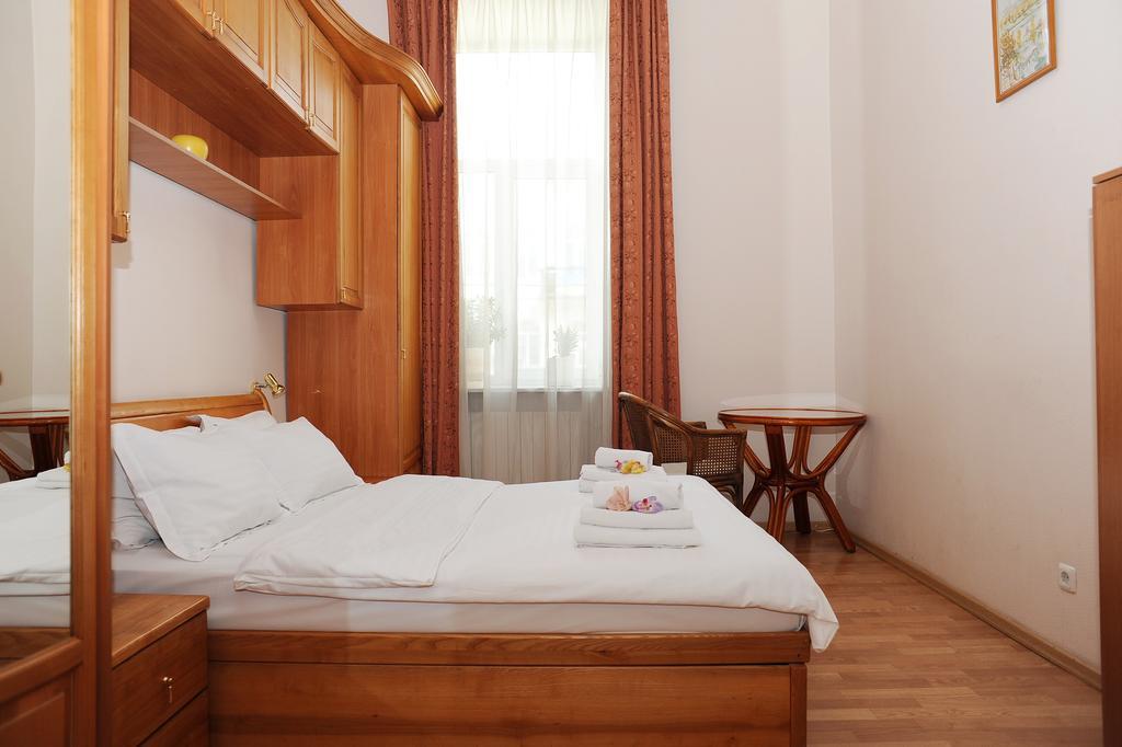 Premium Rent In Kiev Centre - Kiev Apartment Екстериор снимка